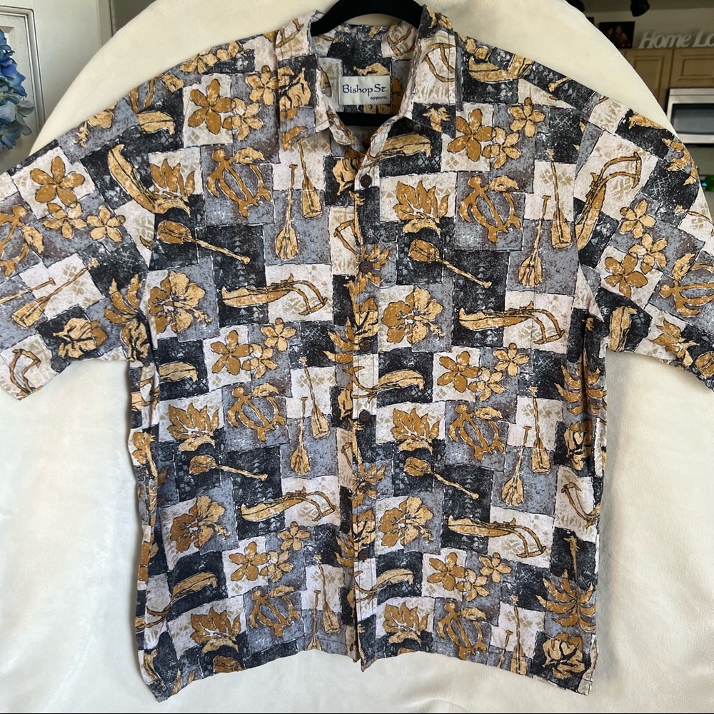 Bishop street apparel Hawaiian shirt XL mens Turtles Canoe Floral Black Brown